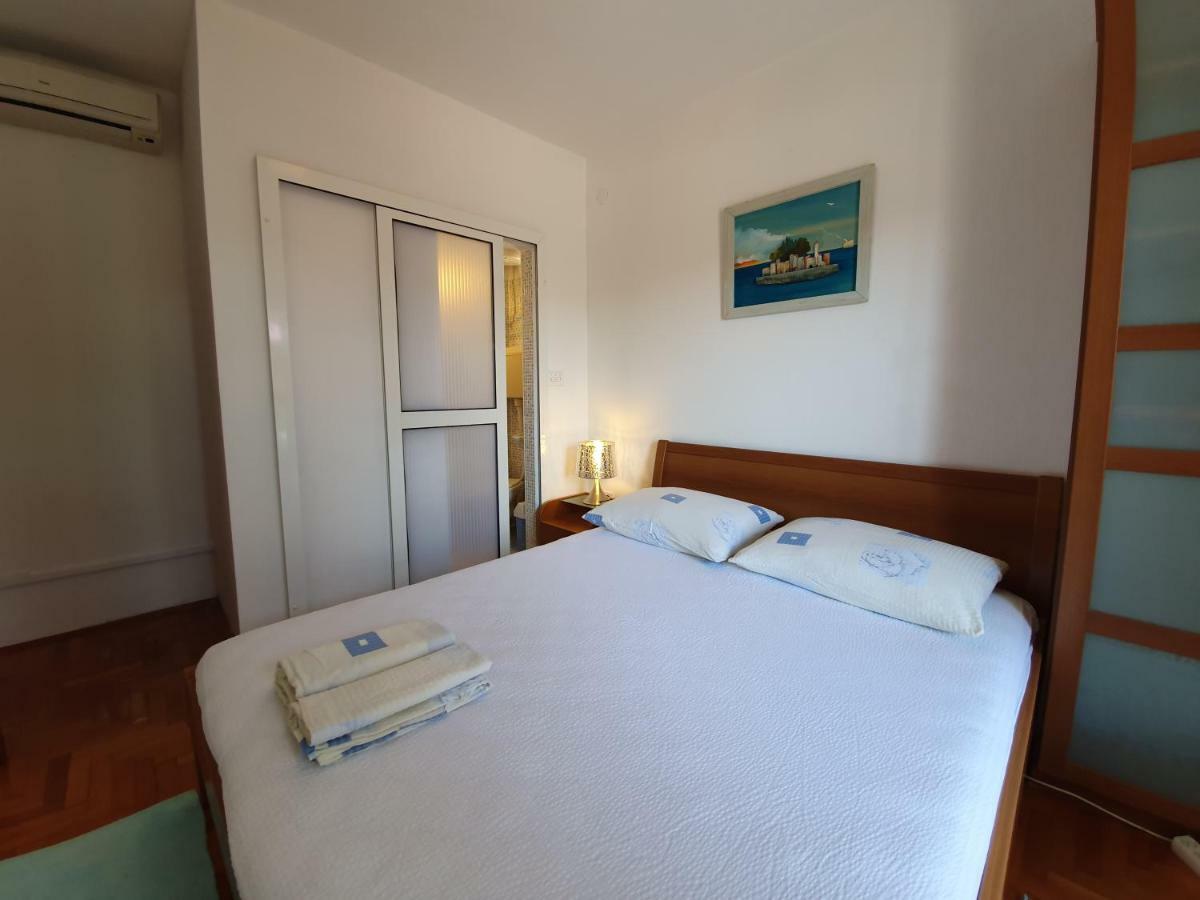 Luka'S House - Zf Hvar 赫瓦尔 外观 照片